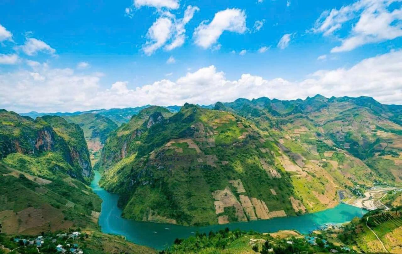 Thuy Anh Hotel Ha Giang Eksteriør bilde